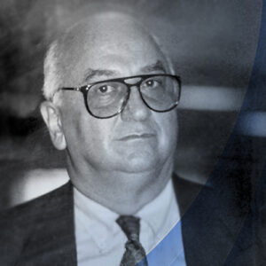 Dr-Avendis-Aznavurian-Apajian