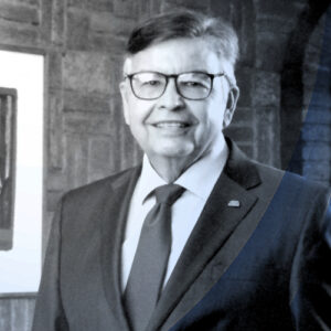 Dr-Fernando-De-Leon-Gonzalez