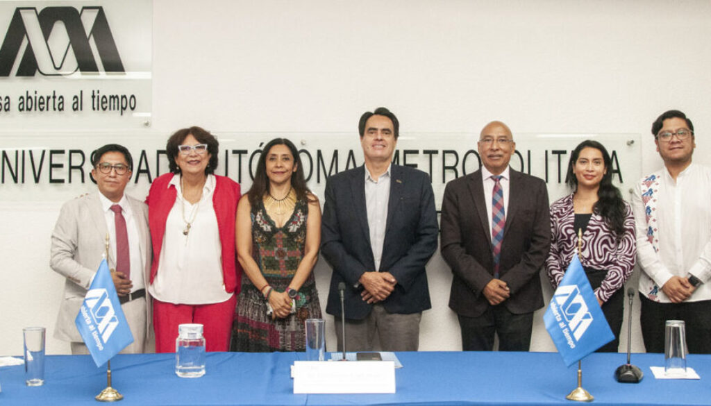 MAYO 2_2024 TOMA DE POSESION DE LA JEFATURA EL DR. LUIS FERNANDO RIVERA202405022331