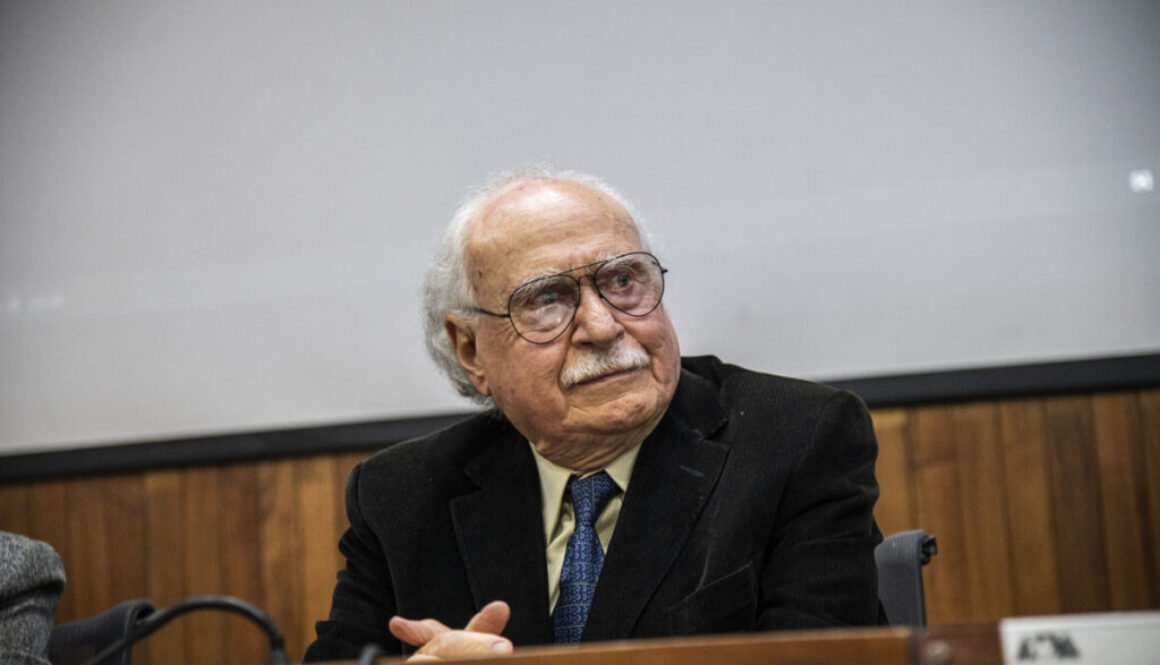 AGOSTO 16_2024. NOMBRAMIENTO DEL DOC HONORIS CAUSA AL ARQ. ROBERTO EIBENSCHUTZ HARMAN202408169111
