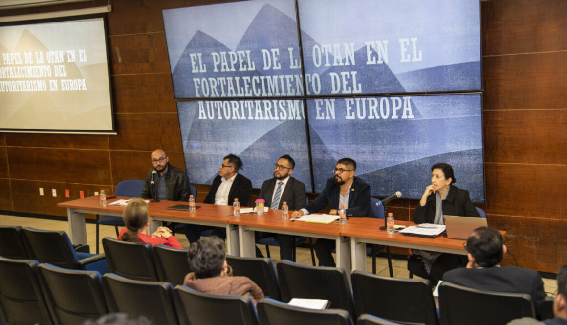 JULIO 30_2024. POLITICA INTERNACIONAL SEMINARIO AUTORITARISMO Y DEMOCRACIA EN EL SISTEMA MUDIAL CONTEMPORANEO202407307117