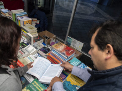 11-MARZO-2025 PRESENTACION DE CASAS EDITORIALES PARA LA SELECCION DE LIBROS PARA LA COMPRA (37) 11-MARZO-2025 PRESENTACION DE CASAS EDITORIALES PARA LA SELECCION DE LIBROS PARA LA COMPRA (37)