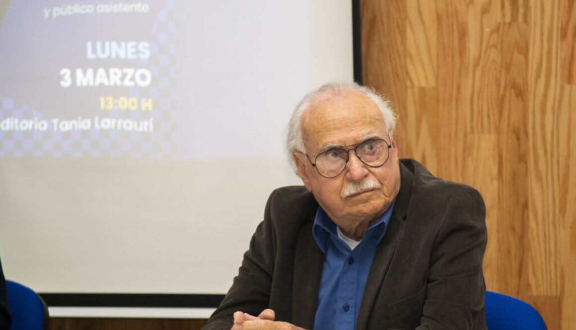 3_MARZO_2025 HOMENAJE ALARQUITECTO ROBERTO EIBENSCHUTZ HARMANDSC_1096